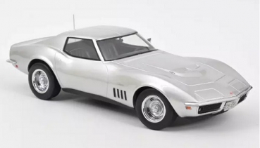 189032 Chevrolet Corvette Coupe 1969 Silber 1:18